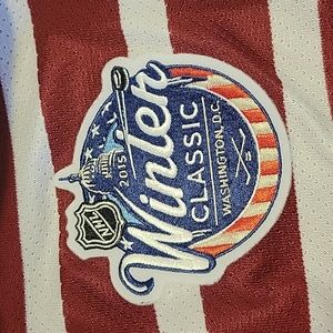 2015 Winter Classic jersey. Burgundy X-large Nikolas Backstrom #19 Reebok